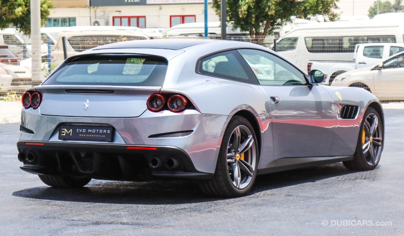 Ferrari GTC4Lusso V12*COC*Passenger Display*Full Carbon Inside&Outside*FULL