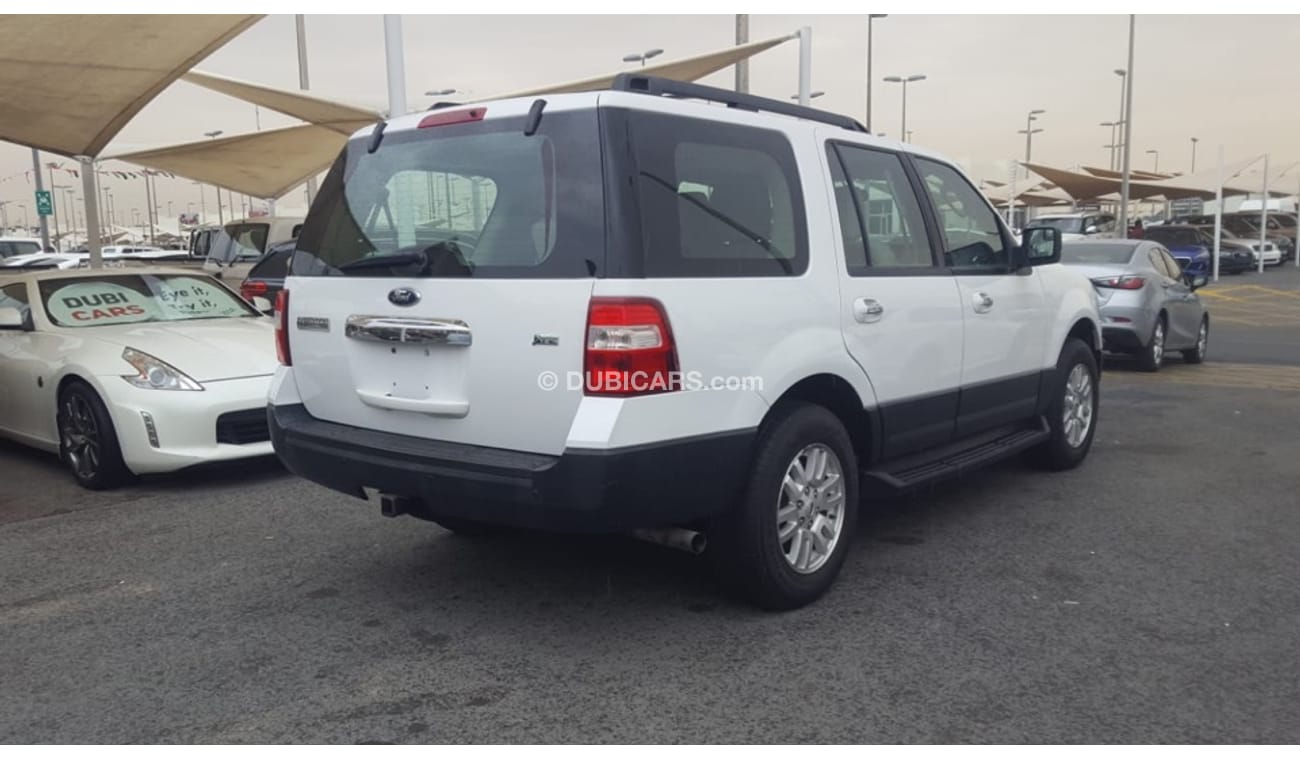 Ford Expedition Ford Expedition model 2013 car prefect condition full service full option low mileage