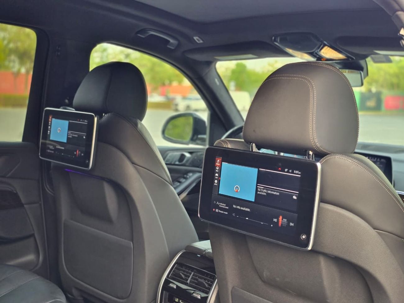 BMW X7 40i M SPORT | American Specs | Orginal paint | Clean title | Perfect condition