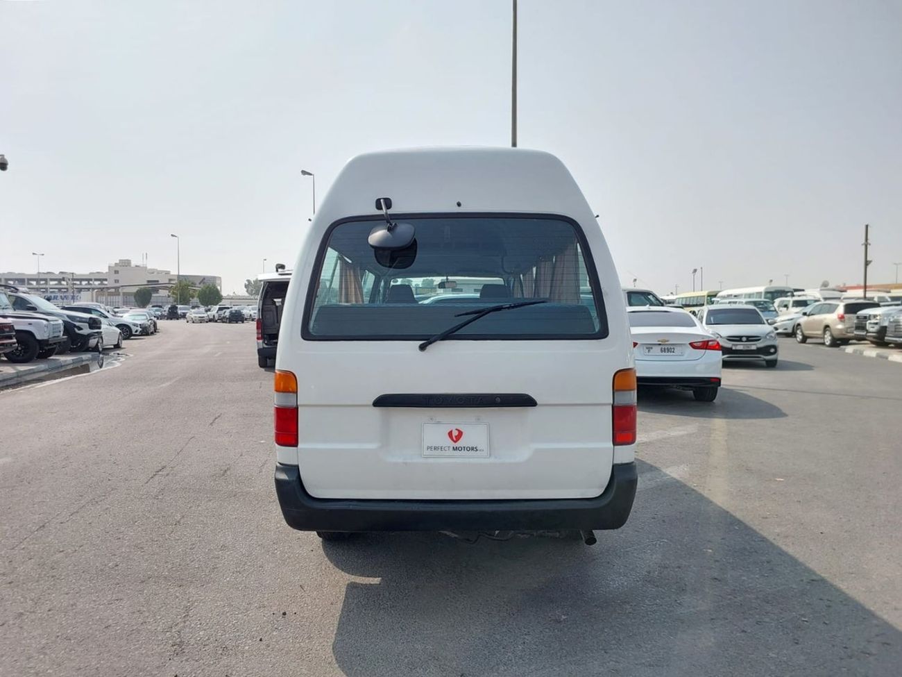 تويوتا هاياس TOYOTA HIACE COMMUTER VAN RHD 2001 MODEL 3.0 L DIESEL MANUAL(PM08349)