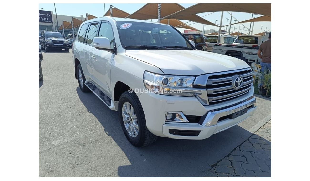 Toyota Land Cruiser GXR The car is very good, in perfect condition, looks clean from the inside and outside without any