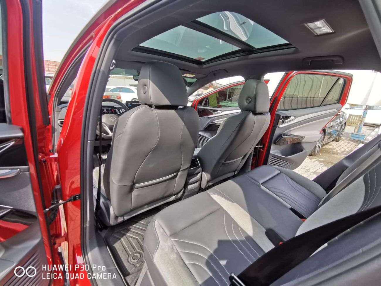 Volkswagen ID.4 مفتاحين و صبغ الوكالة