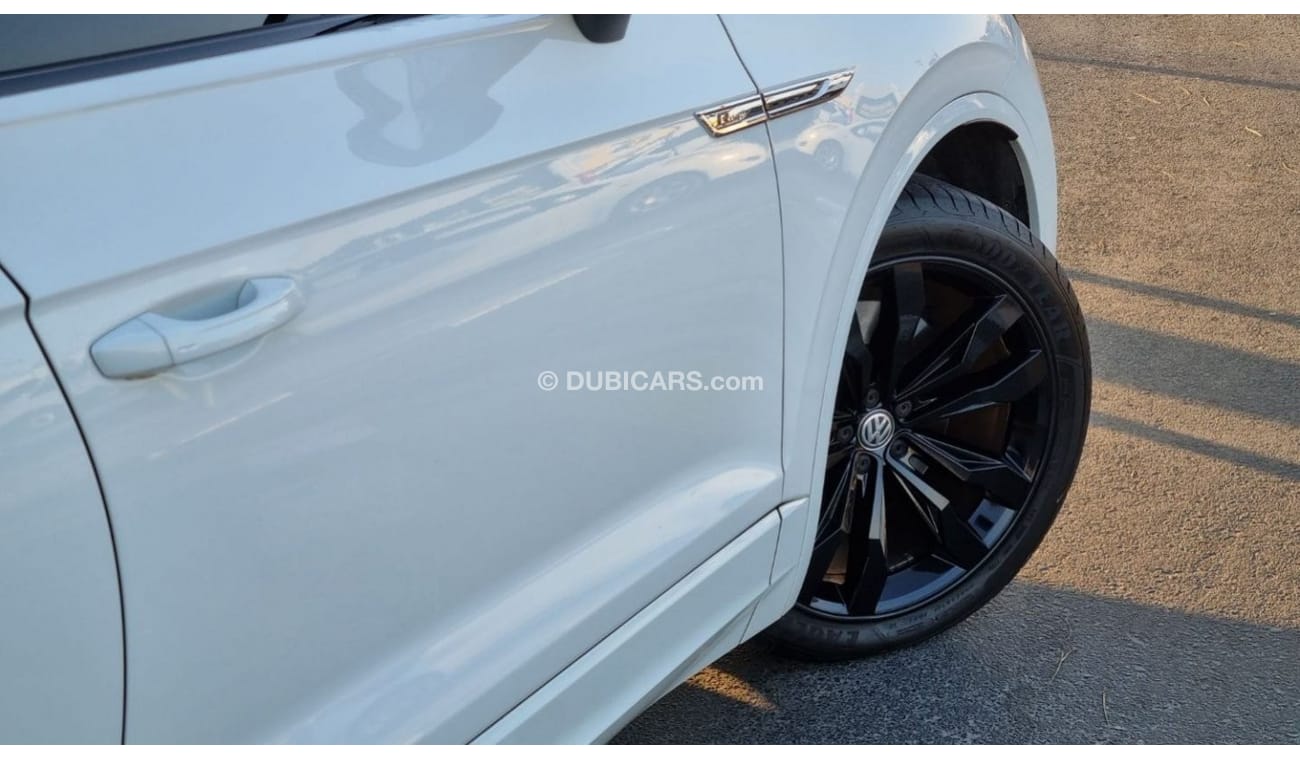 فولكس واجن طوارق R-Line 2019 | Agency Warranty/Service | GCC