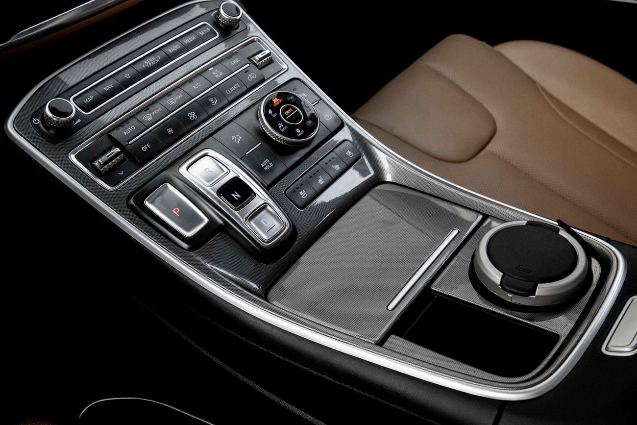Hyundai Santa Fe Santa Fe Calligraphy | 1,763 P.M | 0% Downpayment | FULLY SERVICED