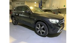 Mercedes-Benz GLC 300 4 Matic Offroad 2.0L Petrol (with panoramic roof)