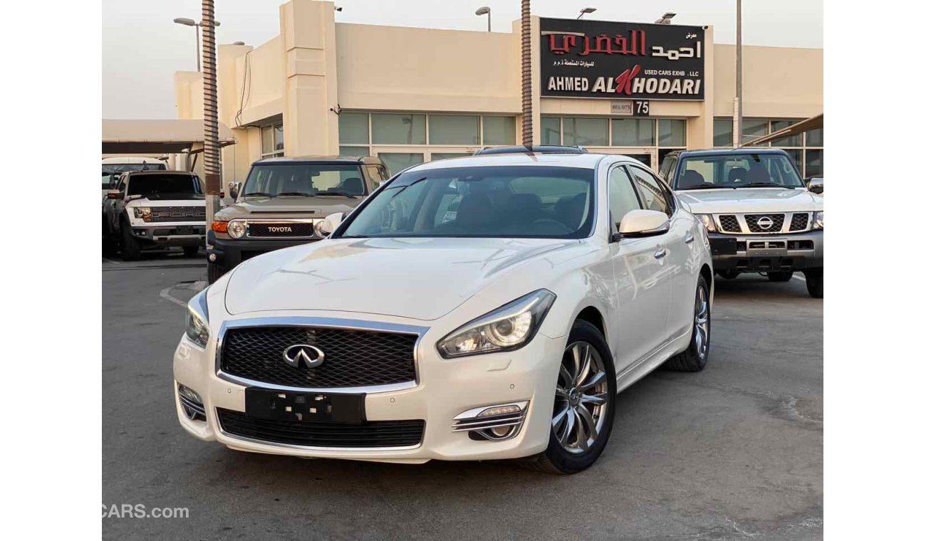 إنفينيتي Q70 إنفنيتي //Q70// خليجي موديل //2016// فل اوبشن