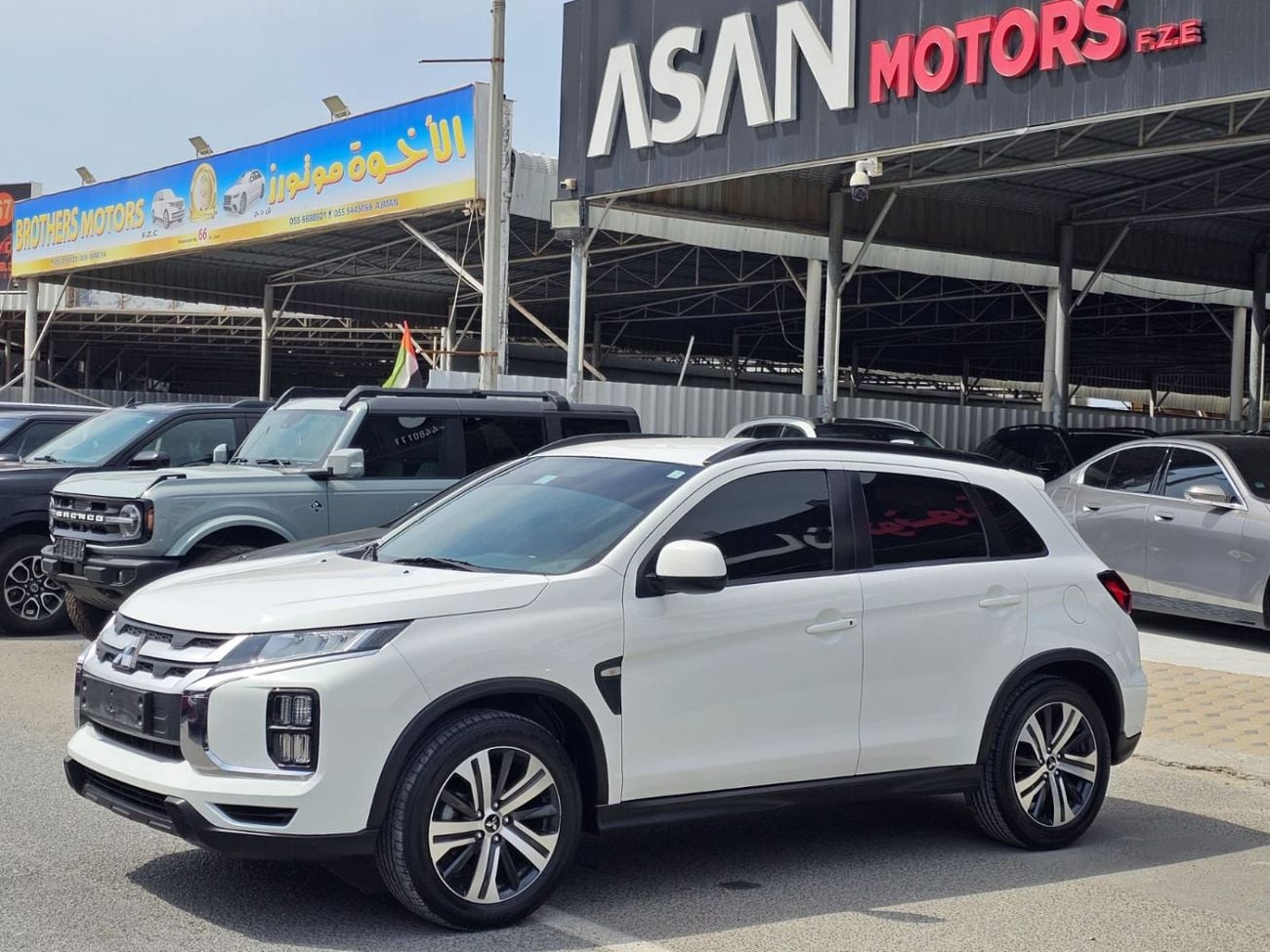 ميتسوبيشي ASX Mid 2.0L FWD