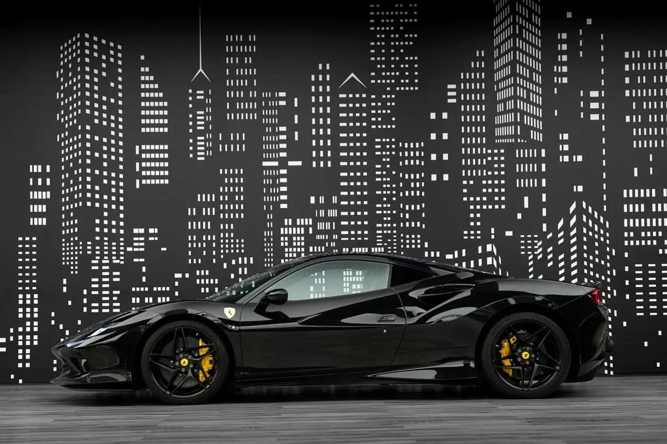 Ferrari F8 Tributo STANDARD