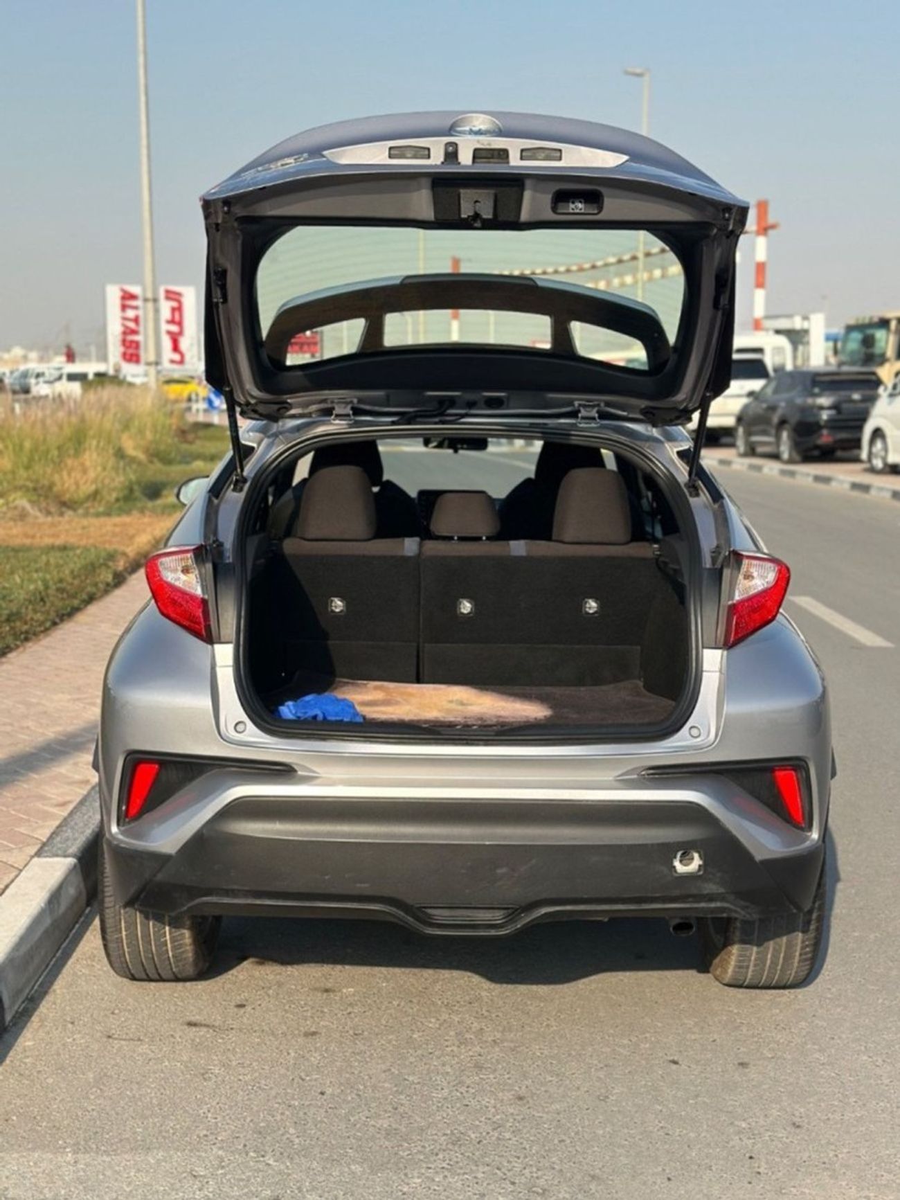 Toyota CHR XLE premium