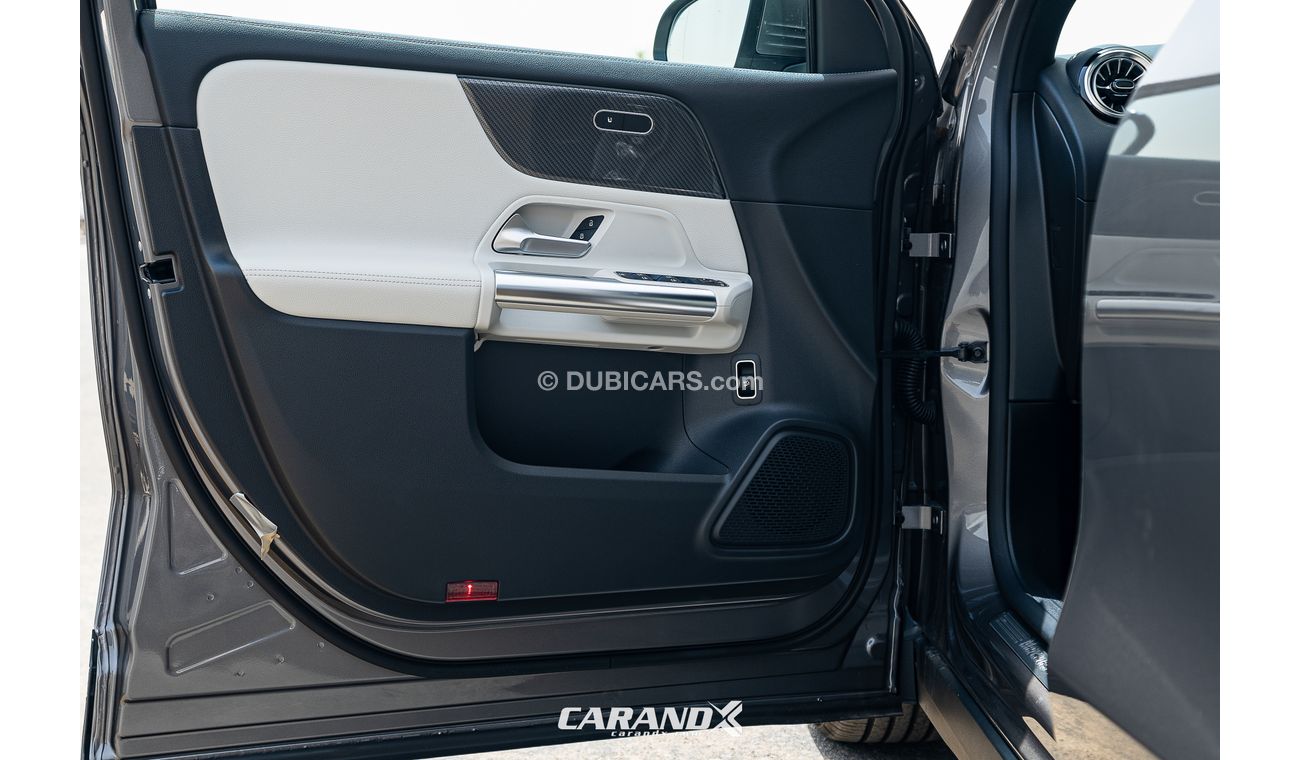 Mercedes-Benz GLA 200 AMG 2022