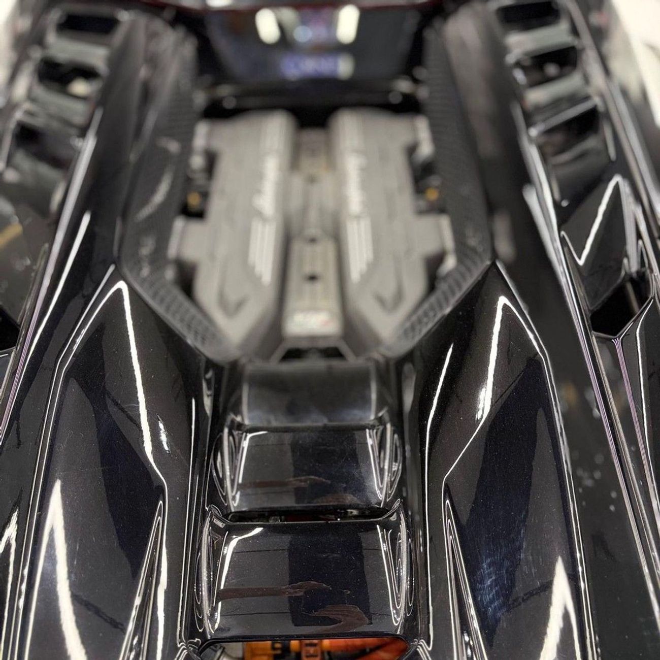 لامبورغيني ريفويلتو STD Lamborghini Revuelto 2025 مواصفات يابانية