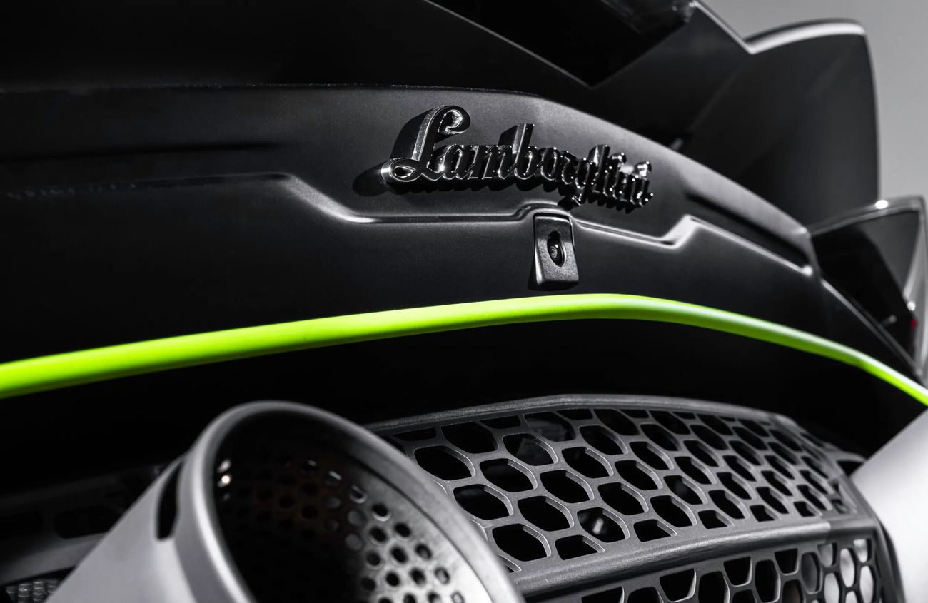 Lamborghini Aventador 6.5L V-12 Naturally Aspirated Engine | Warranty