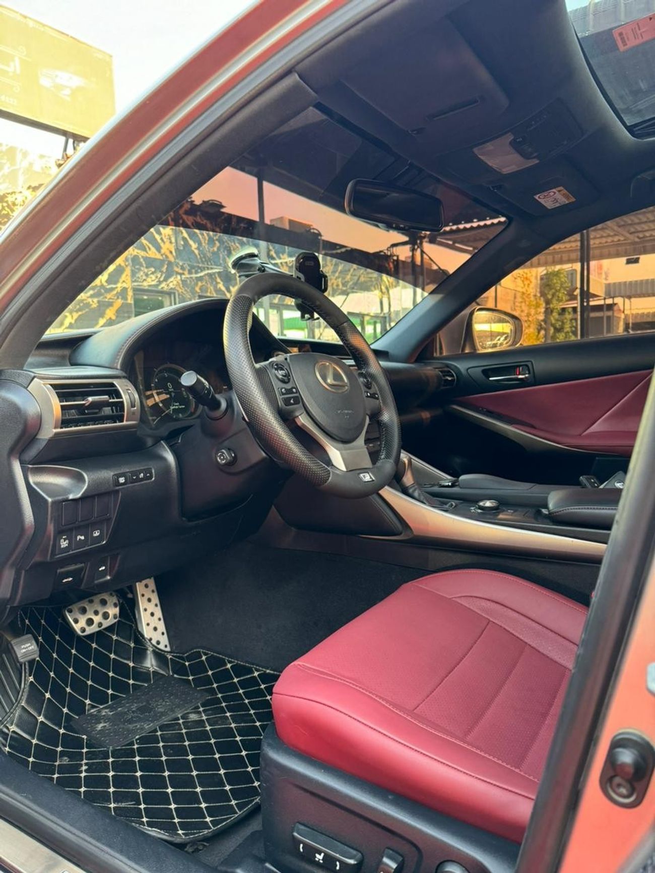 Lexus IS350 F Sport Platinum