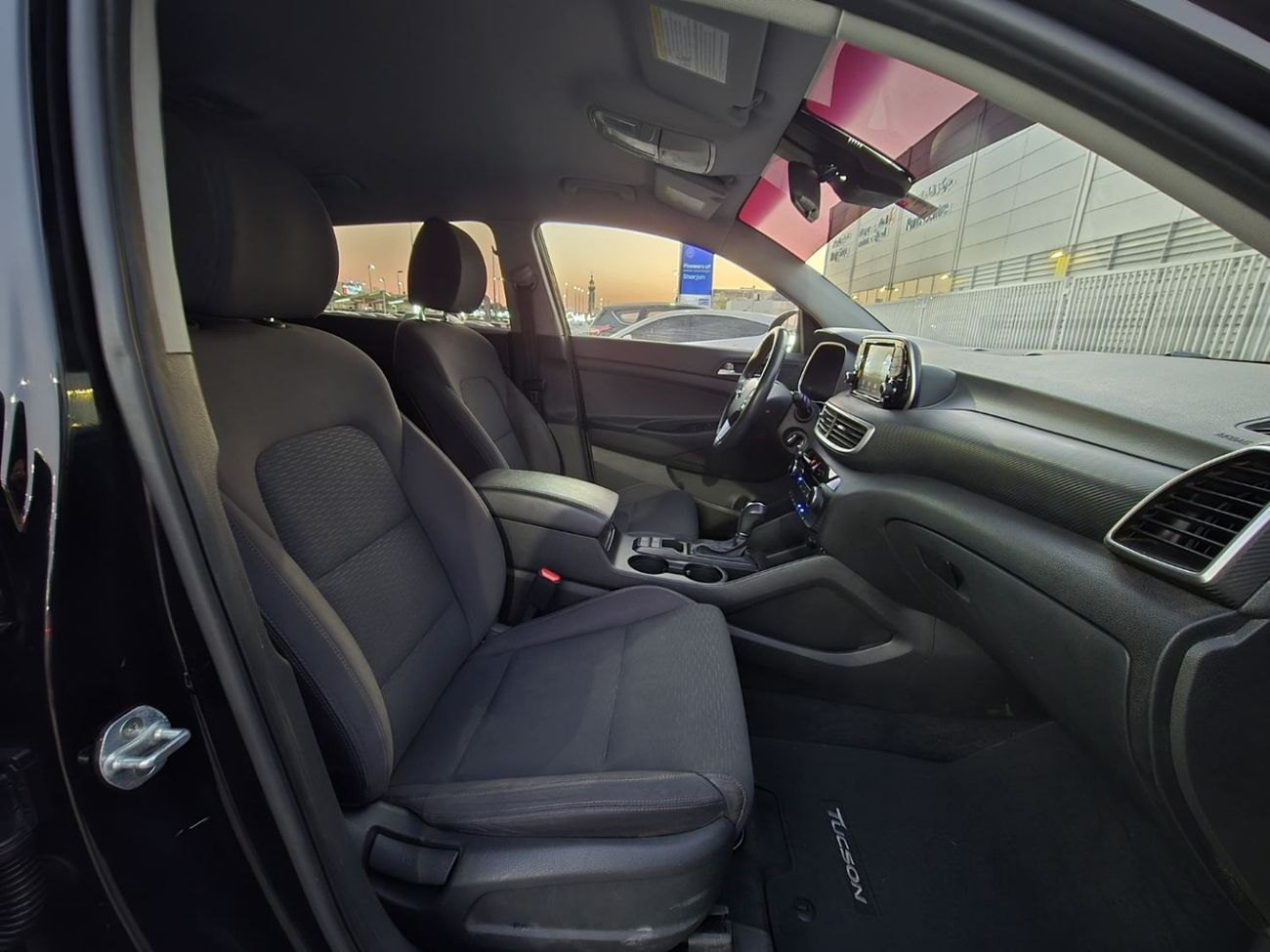 Hyundai Tucson GLS 2.4L HYUNDAI TUCSON 2019 US GOOD CONDITION INSIDE OUT SIDE