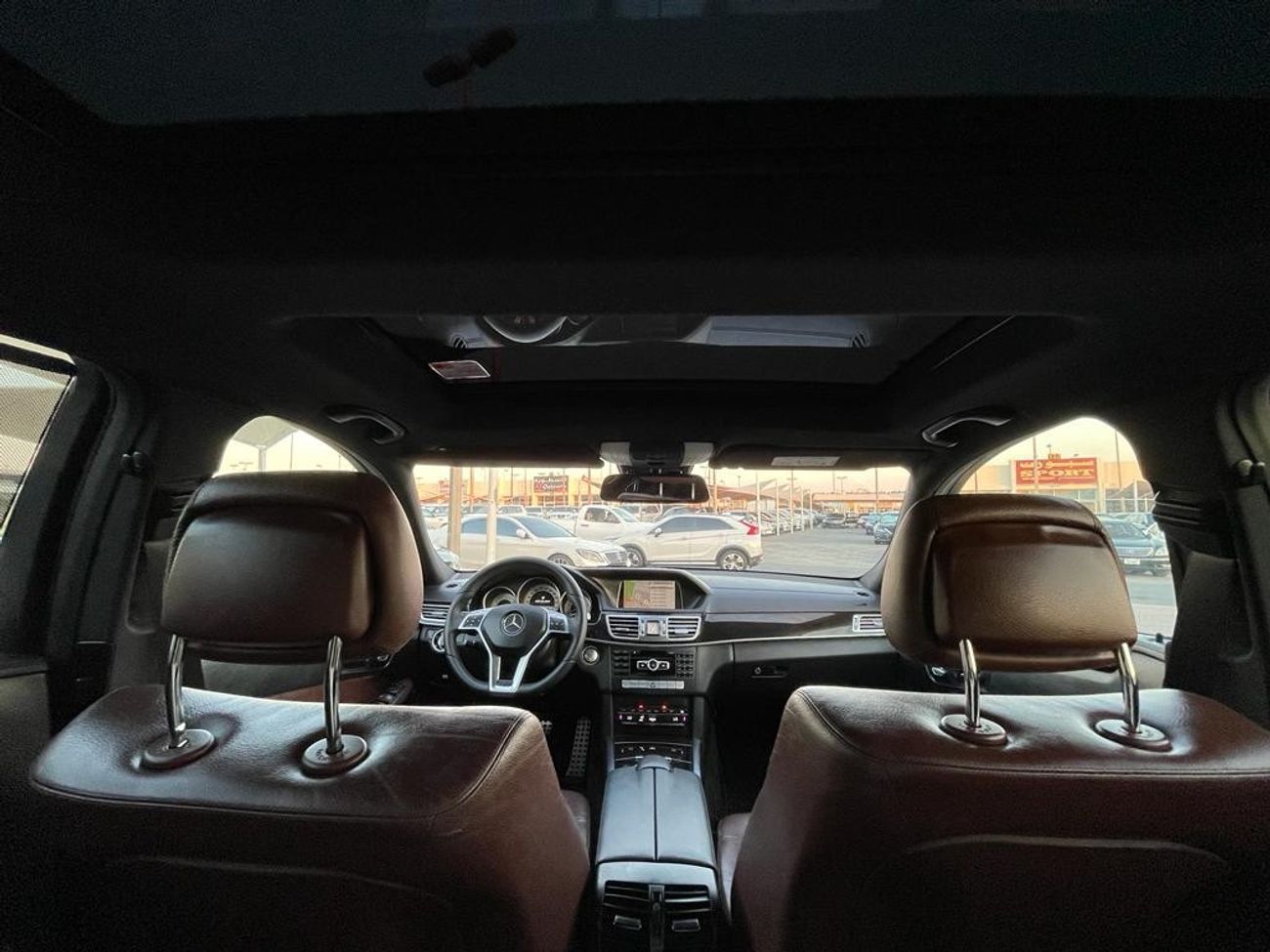 Mercedes-Benz E300 Mercedes E300 AMG _GCC_2015_Excellent Condition _Full option