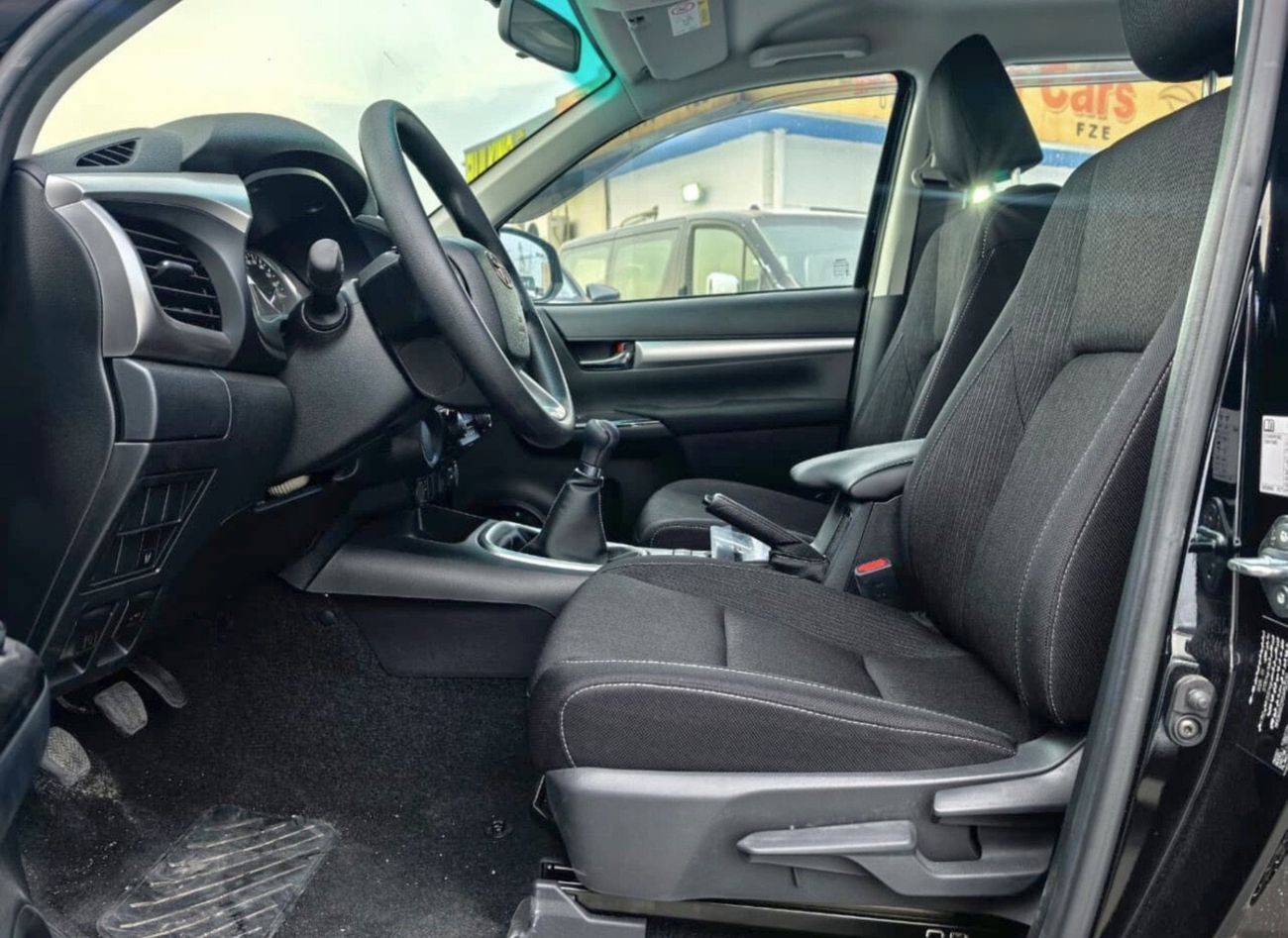 Toyota Hilux 2025 TOYOTA HILUX 2.7L PETROL MANUAL TRANSMISSION