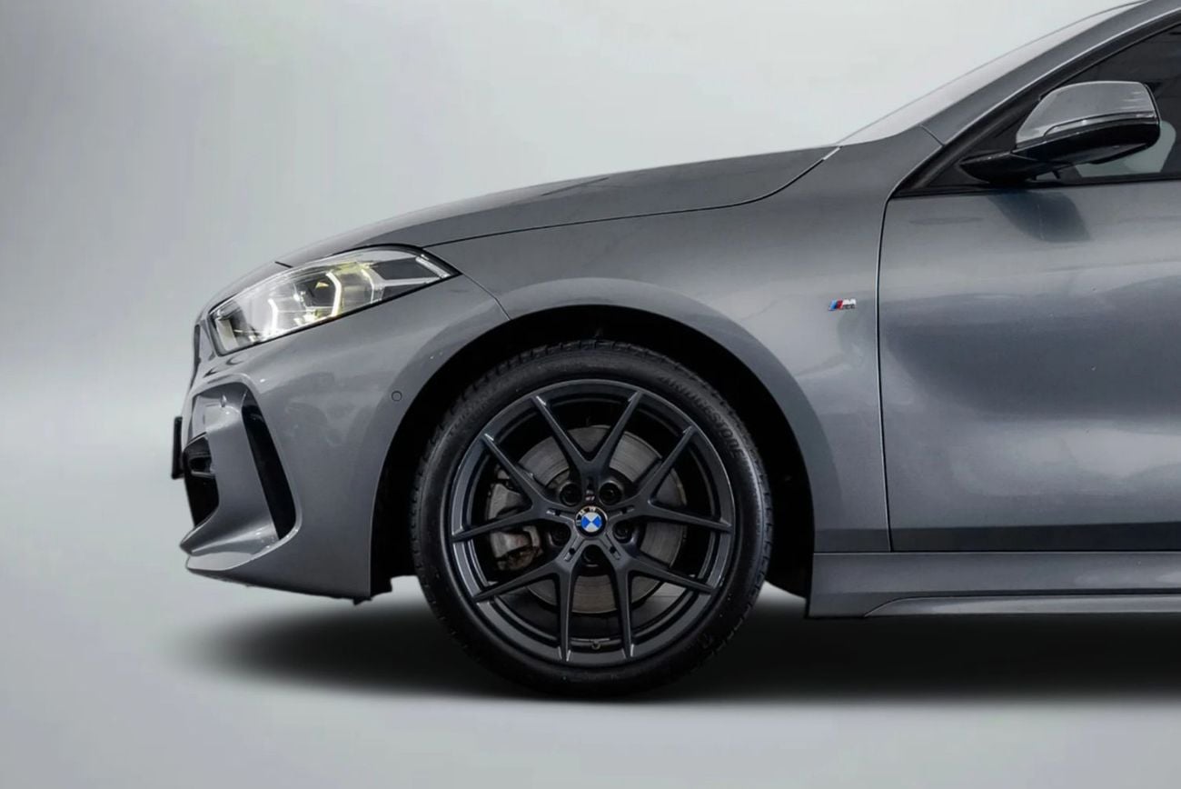 بي أم دبليو 120i M SPORT