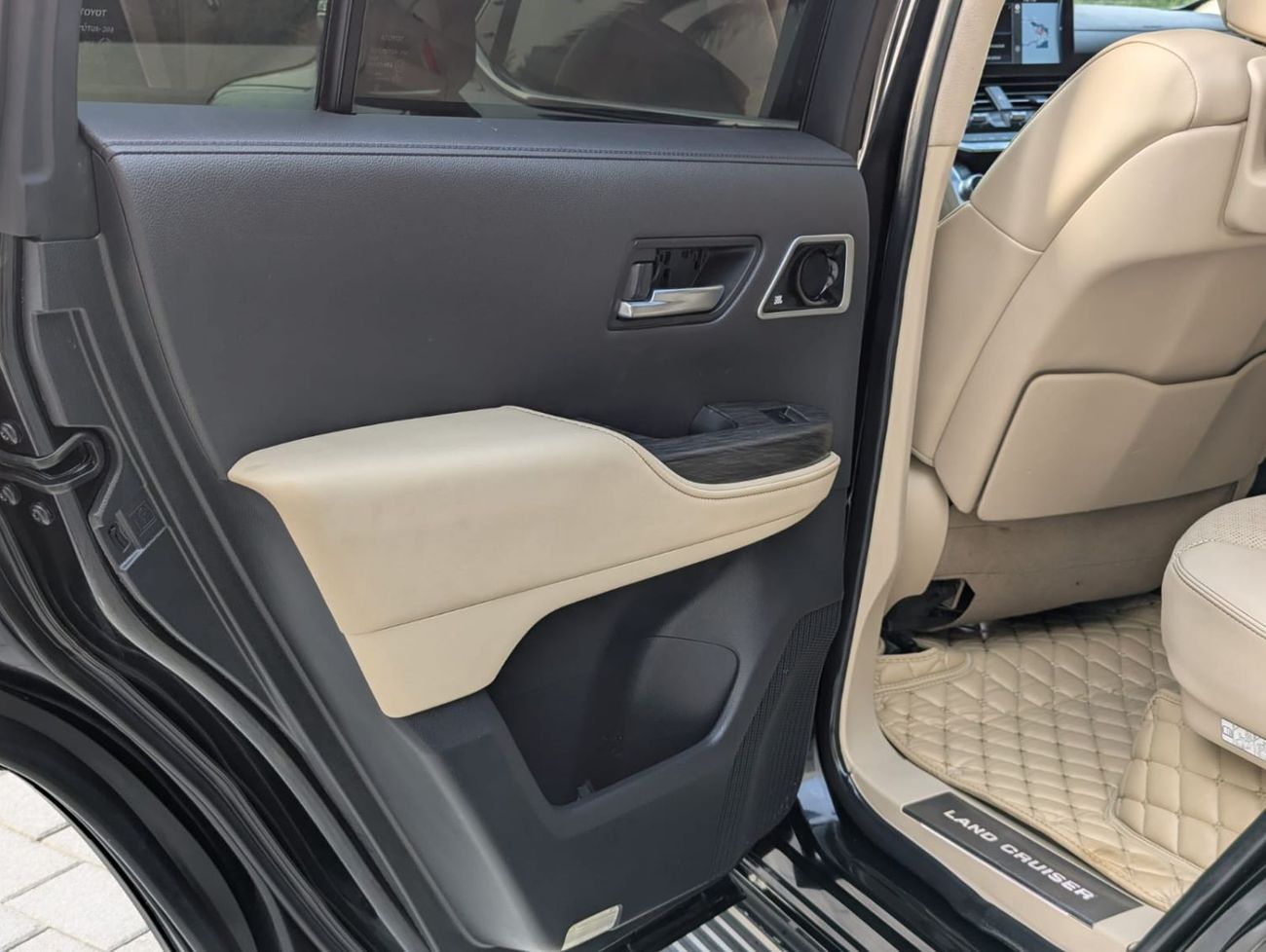 Toyota Land Cruiser Toyota Landcruiser VXR 2024 LHD black Petro  3.5L23l