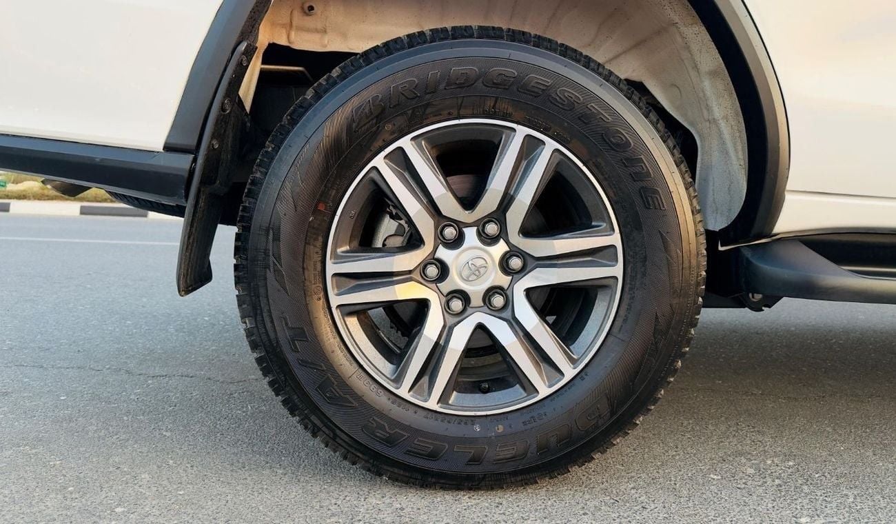 Toyota Fortuner PREMIUM CONDITION | 2.8L DIESEL ENGINE | RHD | 2024 | AUTOMATIC TRANSMISSION | REAR VIEW CAMERA | PA