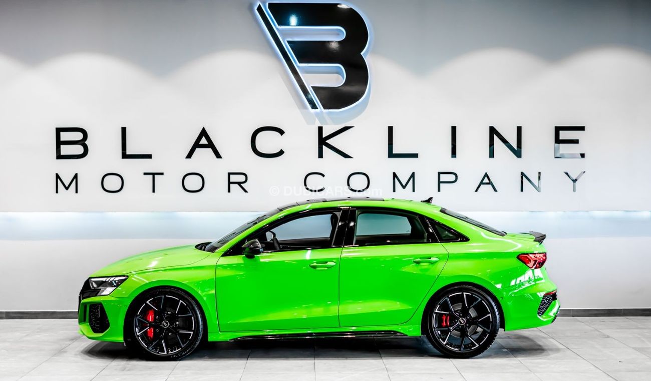 Audi RS3 TFSI quattro 2022 Audi RS3, Audi Warranty + Service Contract, Carbon Pack, Low Kms, GCC