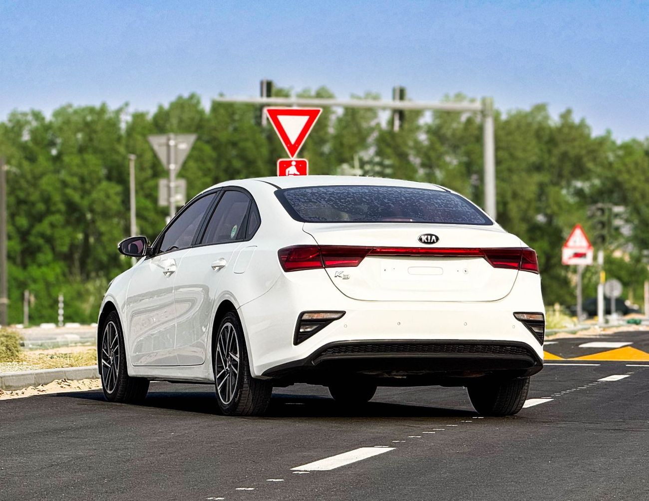 Kia K3 Kia K3 2019 Korean 1.6L accident-free in excellent condition 410 PM