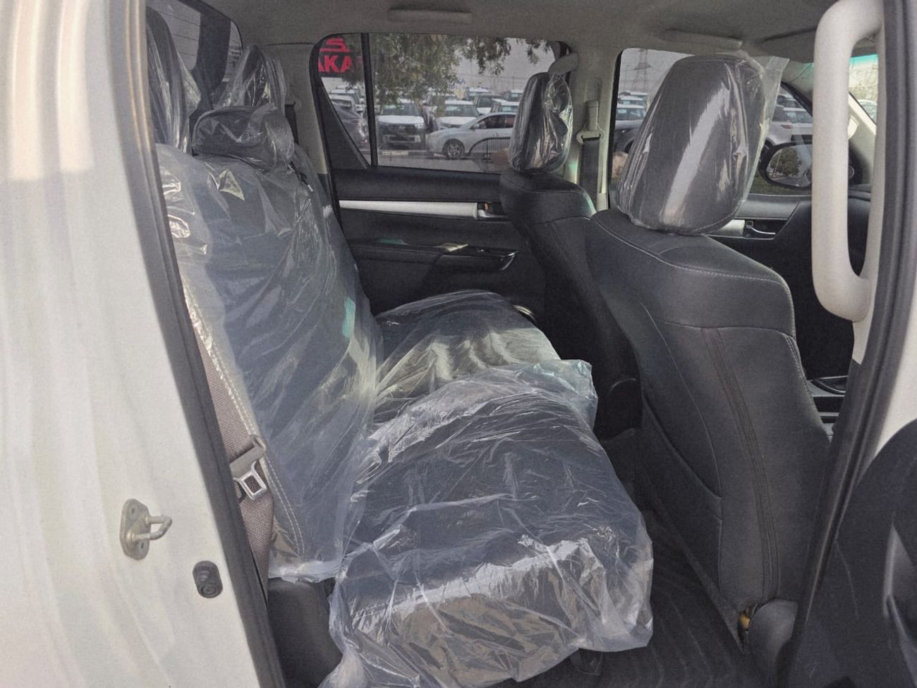 تويوتا هيلوكس diesel engine ,roght hand drive only for export available