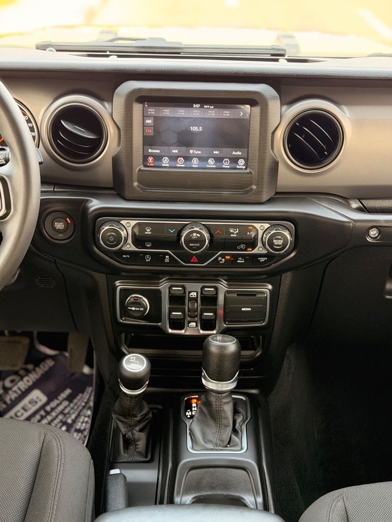 Jeep Wrangler Unlimited Sport S 2.0L A/T