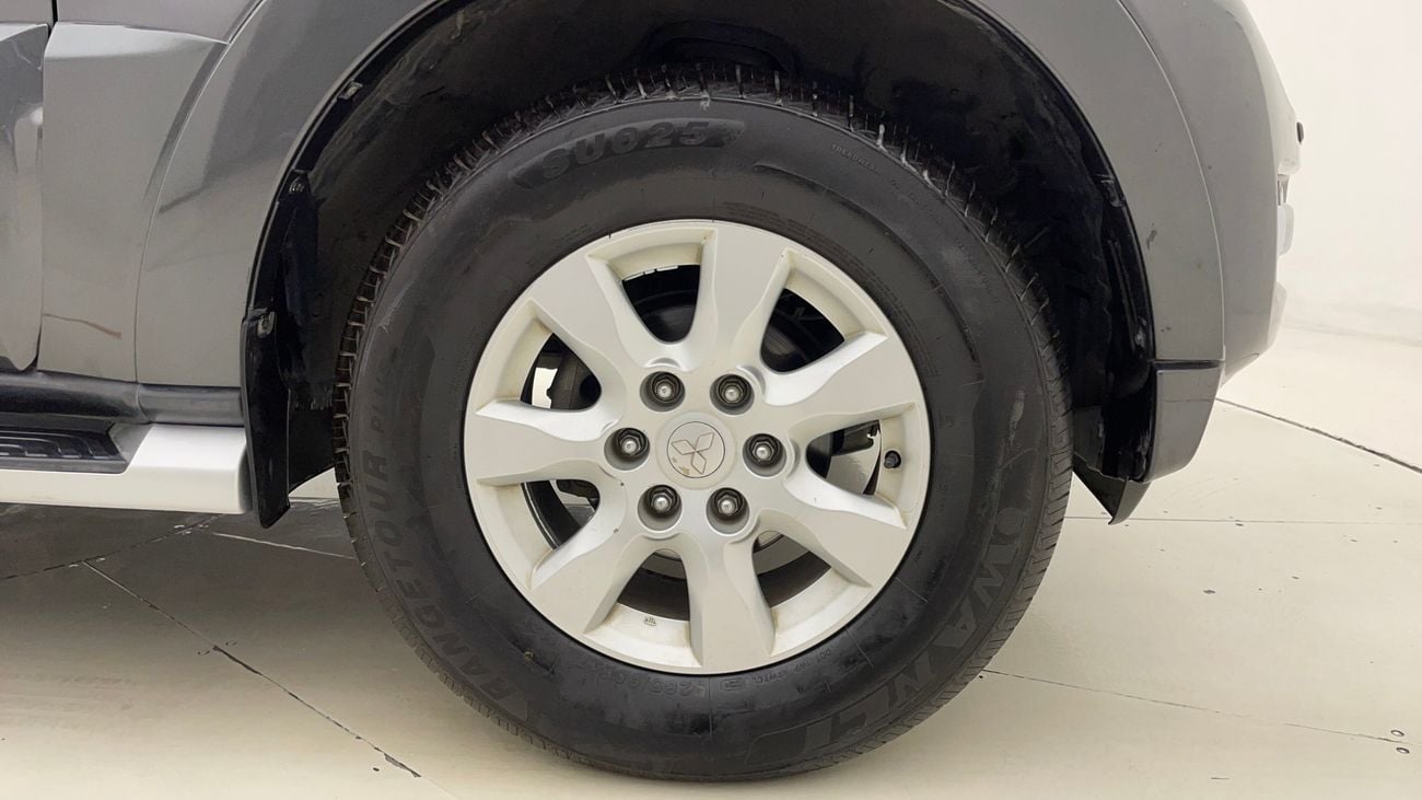 Mitsubishi Pajero GLS HIGHLINE 3.6 | Zero Down Payment | Home Test Drive