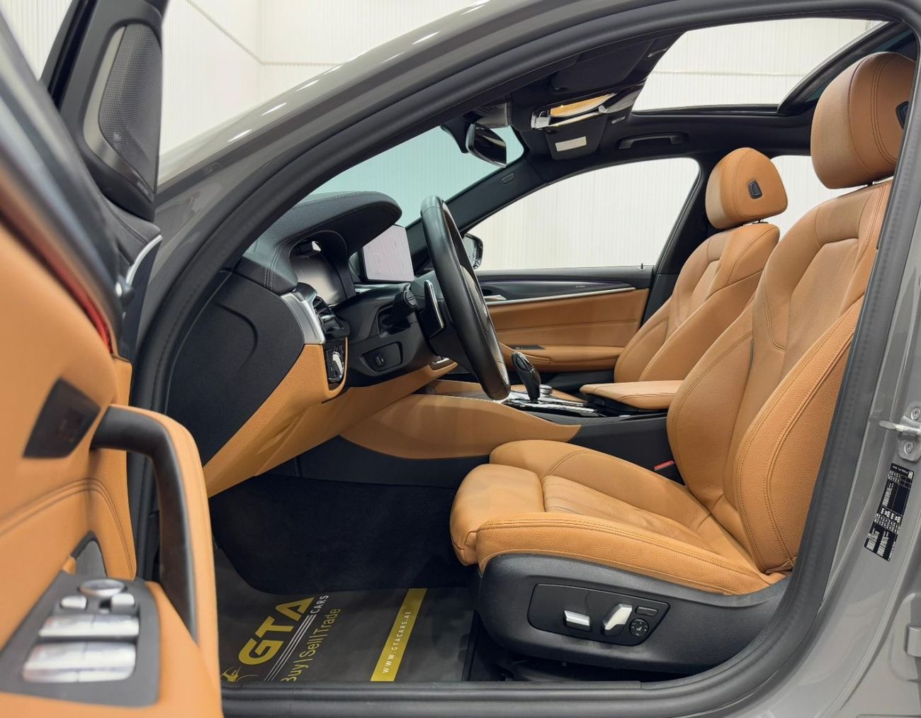 BMW 540i M Sport Comfort 3.0L 2022 BMW 540i M-Sport, Aug 2026 BMW Warranty + BMW Service Package, Full BMW Se