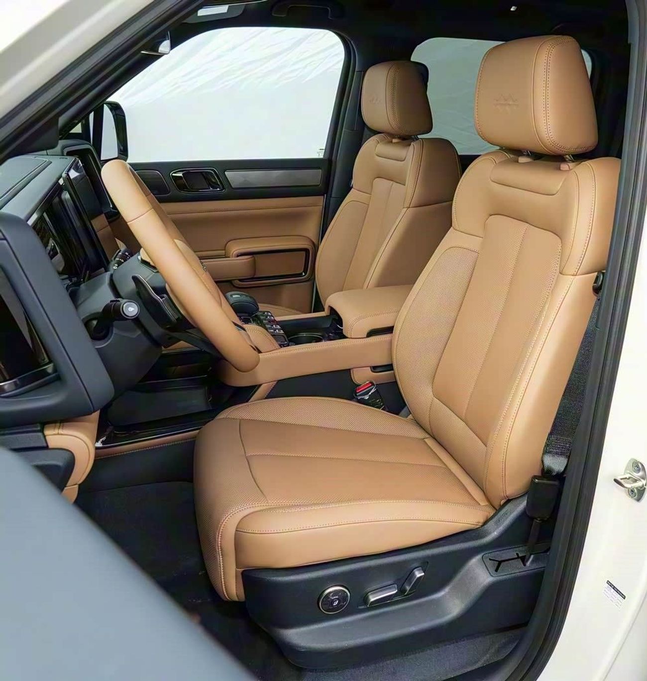 بي واي دي ليوبارد 5 210KM Ultra Yunnian Heaven Edition | 2025 | Coming Soon