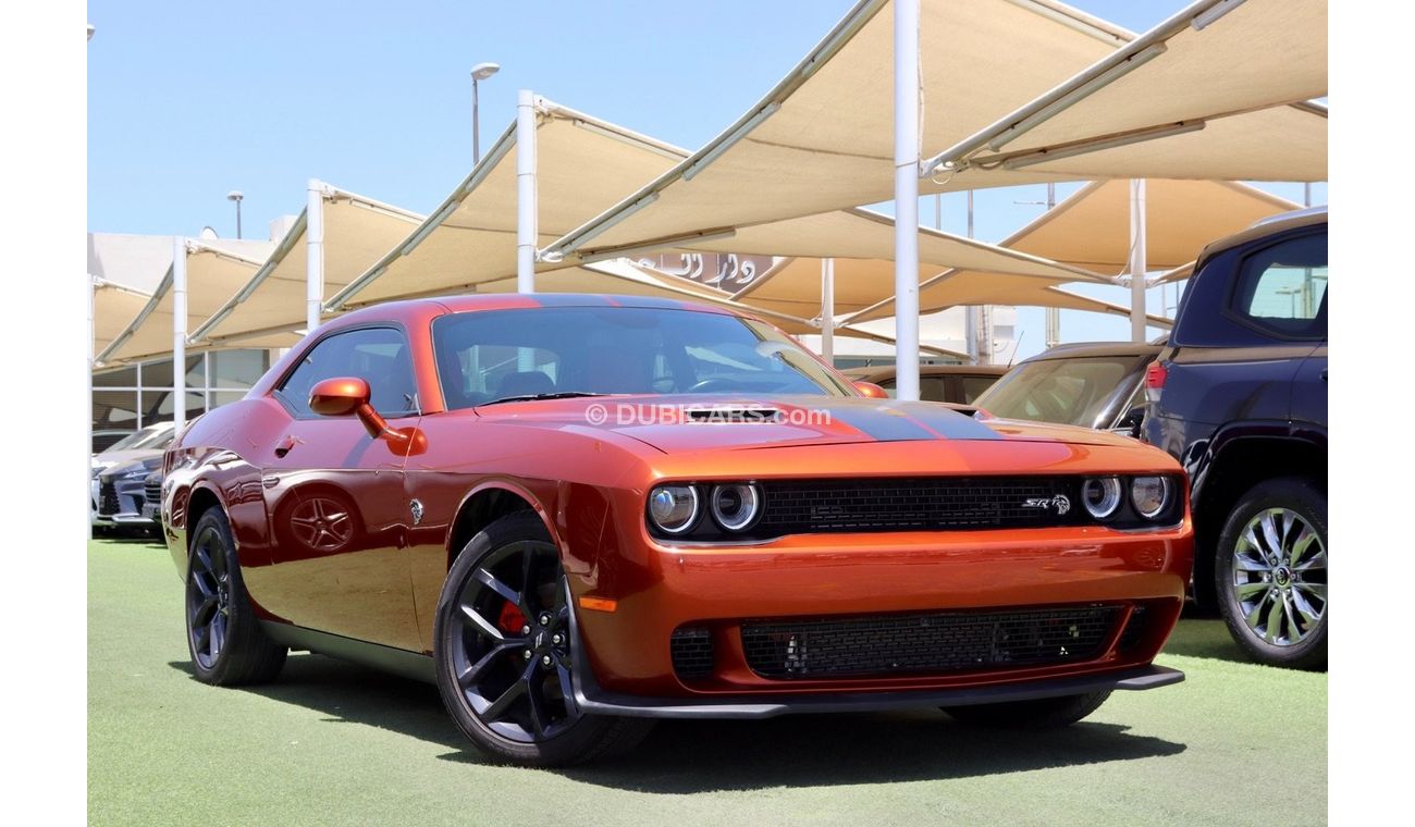 Dodge Challenger SXT Plus Dodge Challenge SXT /2020/USA/ V6