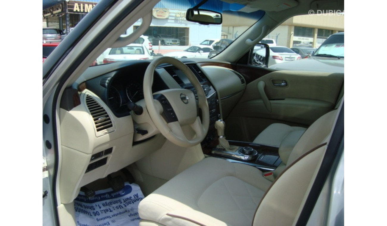 Nissan Patrol SE T2