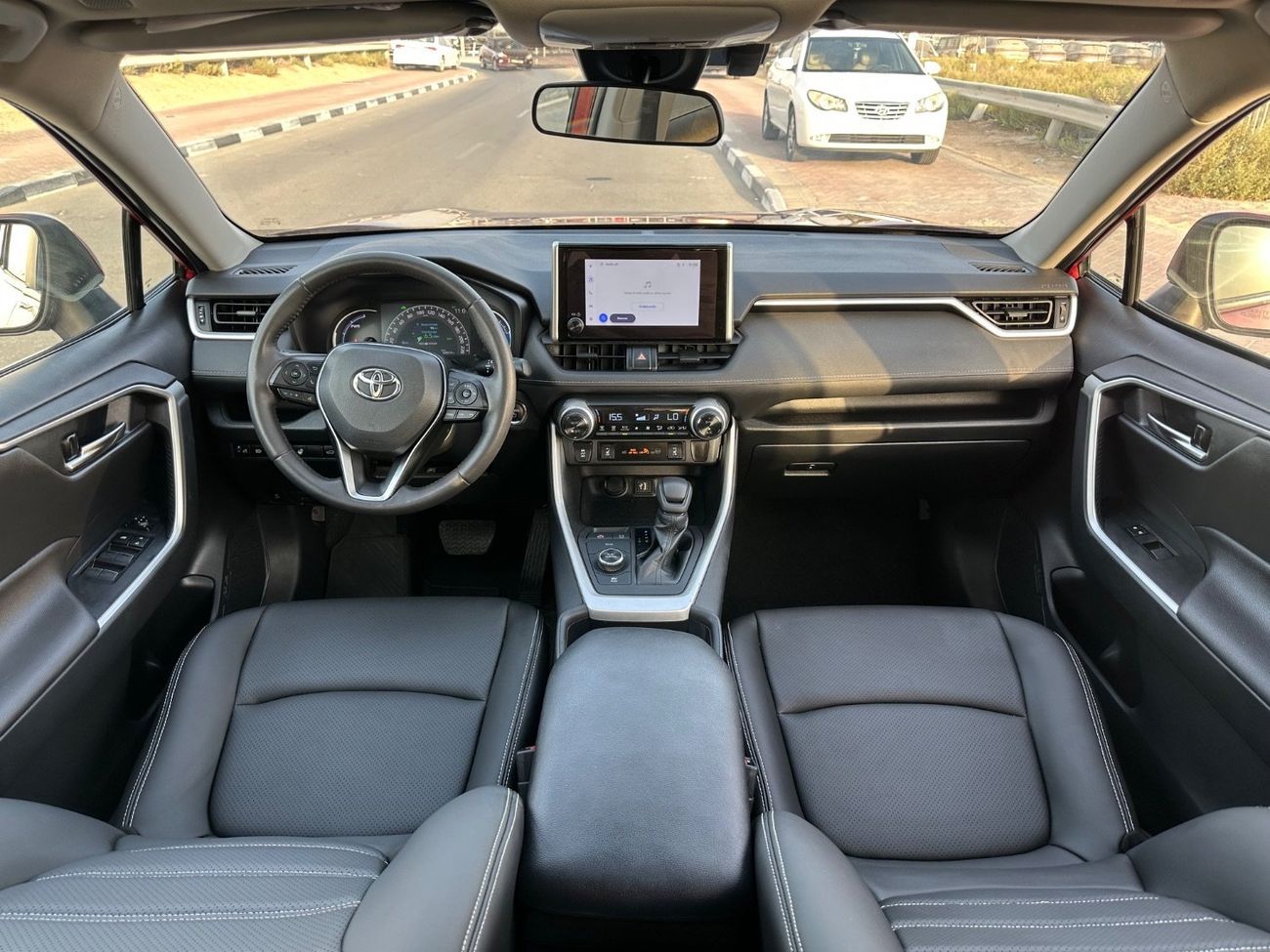 Toyota RAV4 Hybrid XLE Premium Full Option