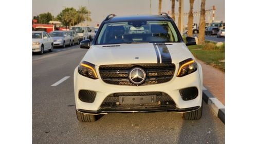 Mercedes-Benz GLS 350 English