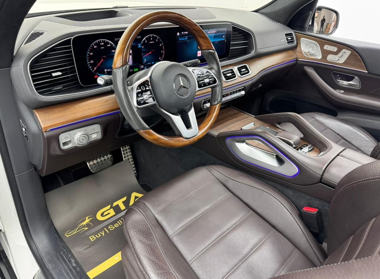 مرسيدس بنز GLS 450 2020 Mercedes-Benz GLS 450 4MATIC Premium, Oct/2026 Warranty, Mercedes Full Service History