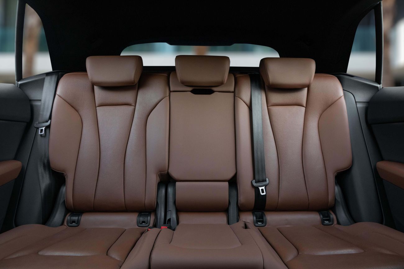 أودي Q8 Q8 55 TFSI Quattro S-Line  | 3,819 P.M | 0% Downpayment | Perfect Condition!