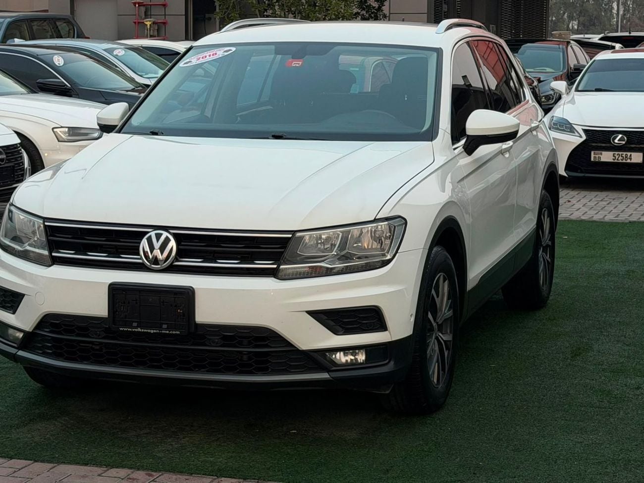 Volkswagen Tiguan SE First Owner, Two Original Keys