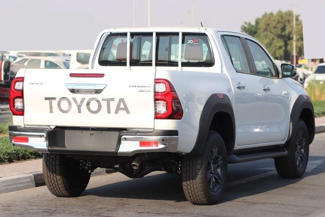 Toyota Hilux 4.0L TRD, PUSH START, MONITOR, BACK CAMERA, ALLOY WHEELS, MODEL 2024