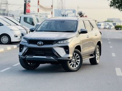 Toyota Fortuner VX2 PLUS Toyota fortuner 2021 grey RHD diesel full options