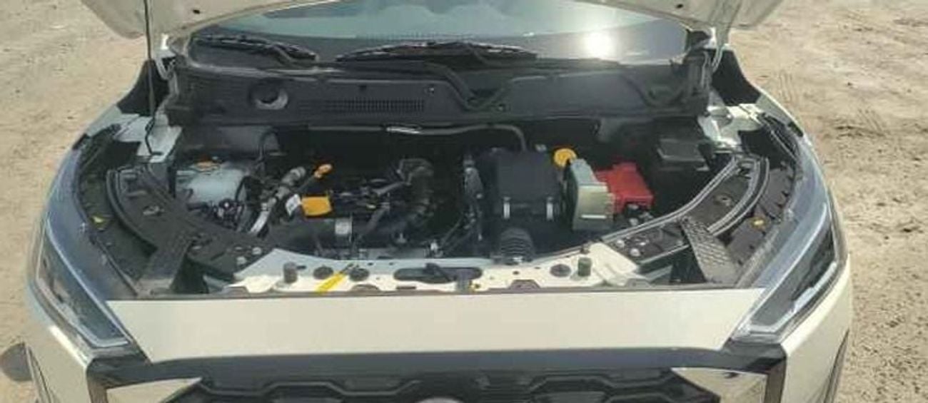 نيسان ماغنيت نيسان ماجنيت أسينتا بلس ذات الدفع الأمامي، محرك بنزين سعة 1.0 لتر، ناقل حركة أوتوماتيكي، موديل 2025