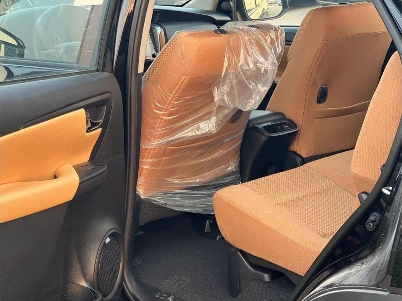 Toyota Fortuner 2.7L SUV 4WD // 2024 // WHIT DVD & BLUETOOTH & CAMERA // SPECIAL OFFER // BY FORMULA AUTO // FOR EXP