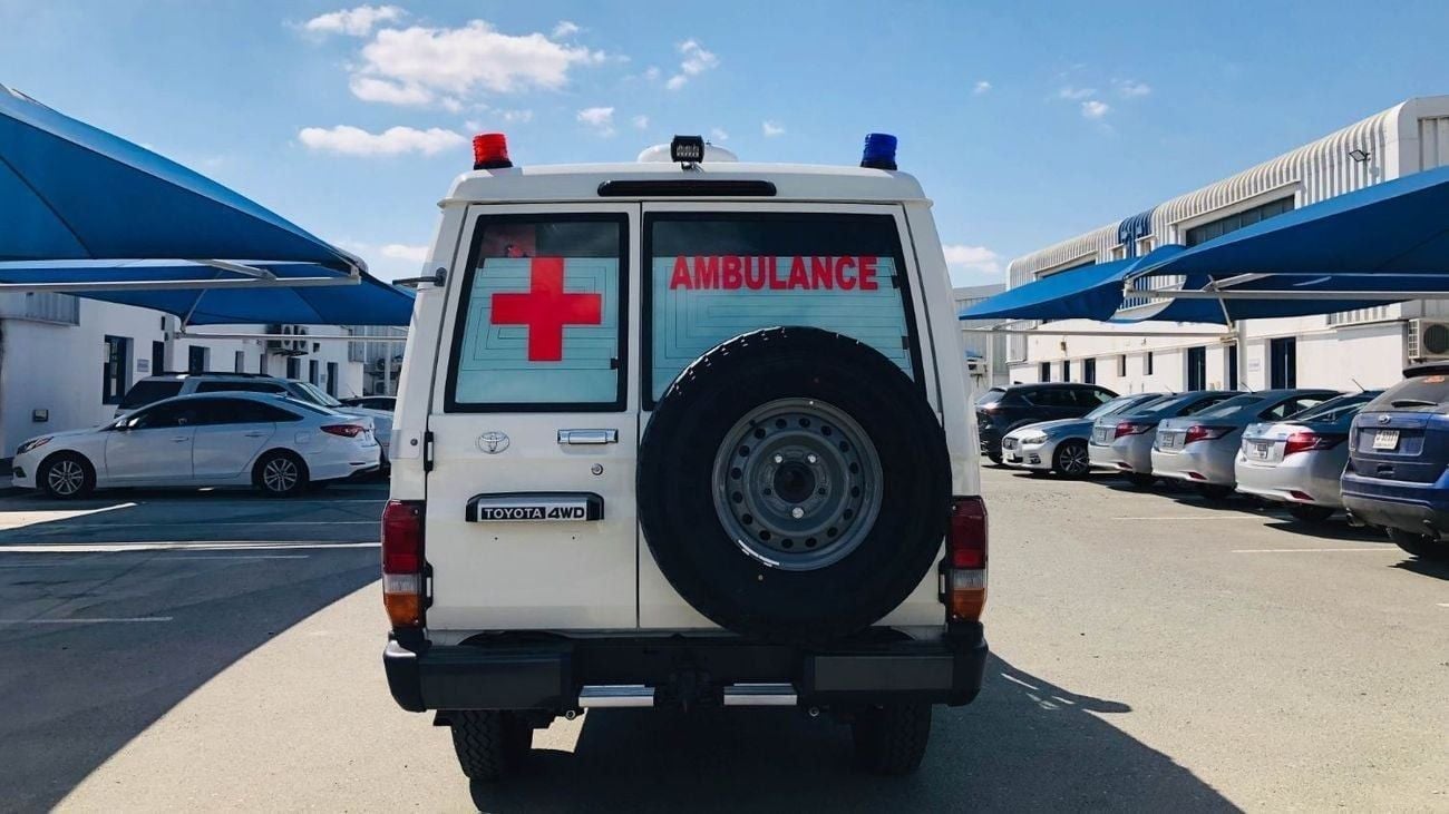 Toyota Land Cruiser 70 LC 78 HARDTOP 2.8L MT 78 Ambulance Conversion [Type 1 & 2]