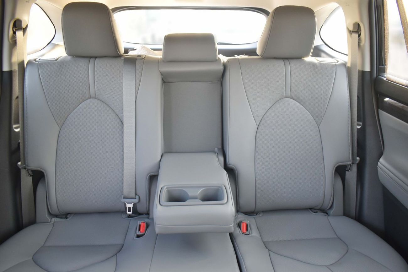 تويوتا هايلاندر Toyota Highlander Hybrid 2.5L AWD, Panoramic roof, Limited Edition-2025