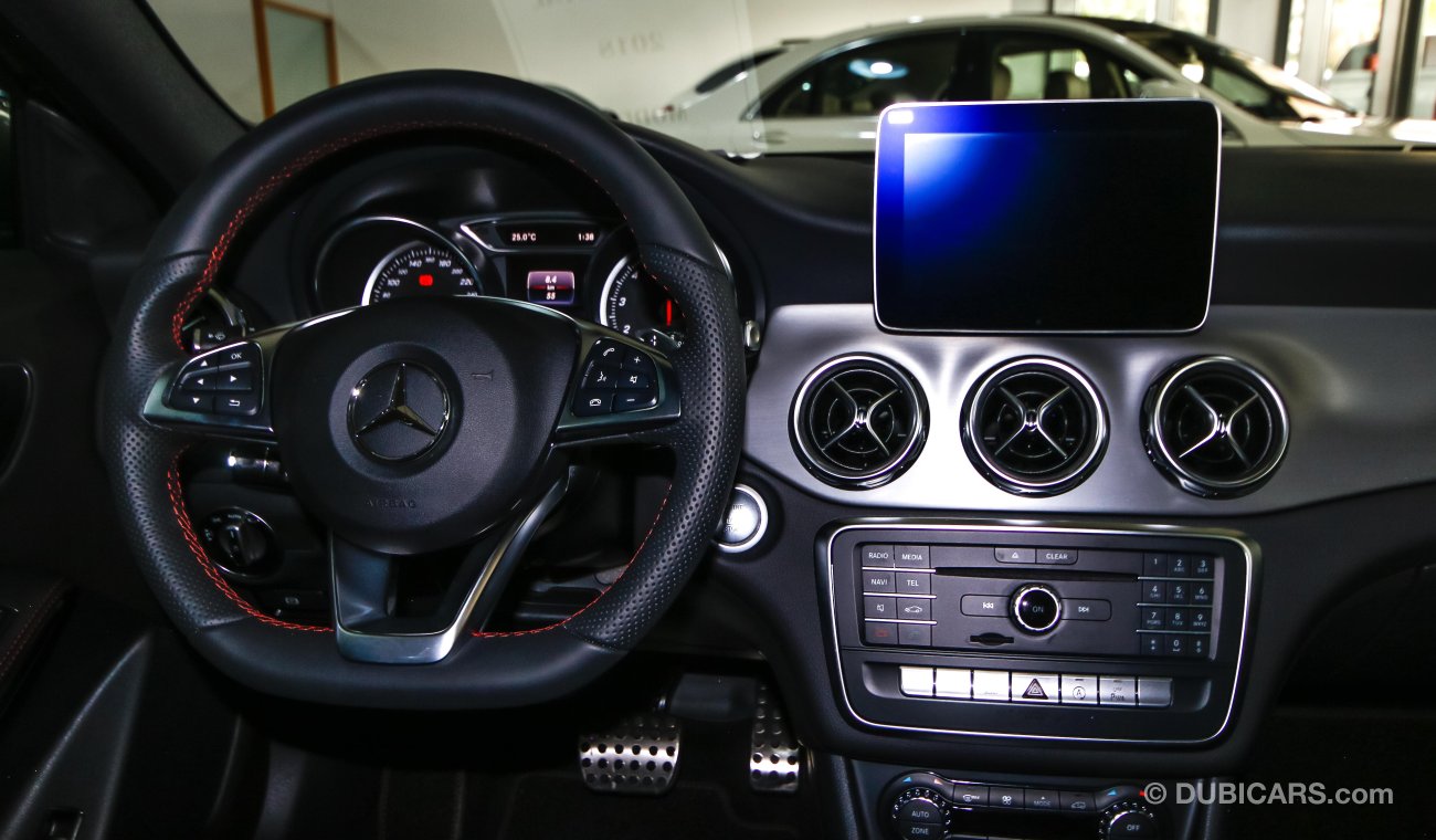 Mercedes-Benz GLA 250 AMG, I-4 Turbo, 0 km, GCC Specs with 2 Years Unlimited Mileage Warranty