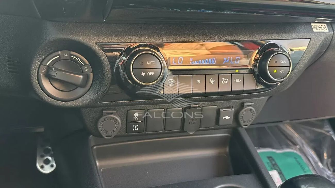 تويوتا هيلوكس Toyota Hilux 4.0L GR-SPORT P DC 4WD AT