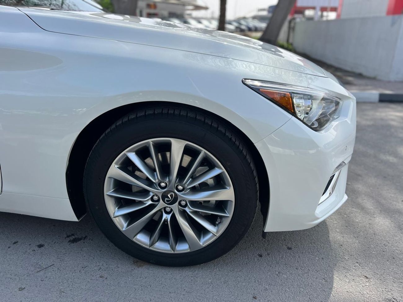 إنفينيتي Q50 Luxe 3.0L