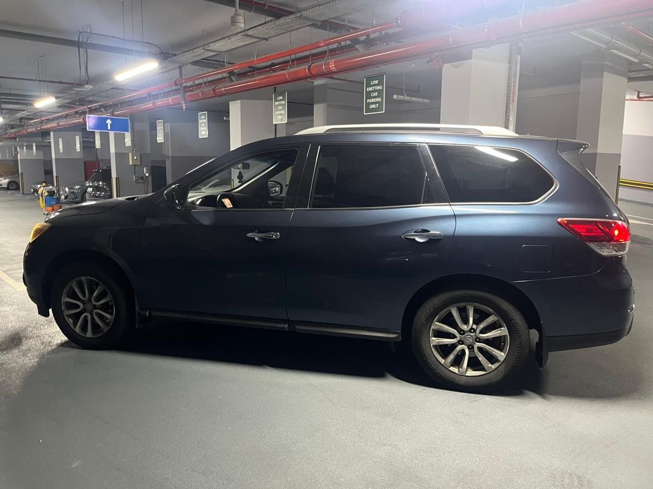 Nissan Pathfinder S 3.5L (260 HP) 4WD