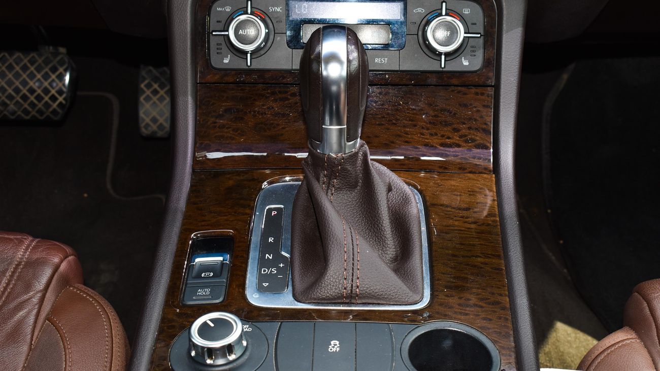 Volkswagen Touareg V6