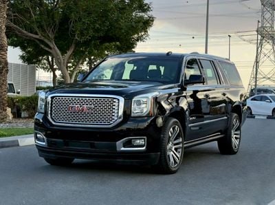 GMC Yukon DENALI COOL BOX/HF TAILGATE Denali 6.2L (8 Seater)