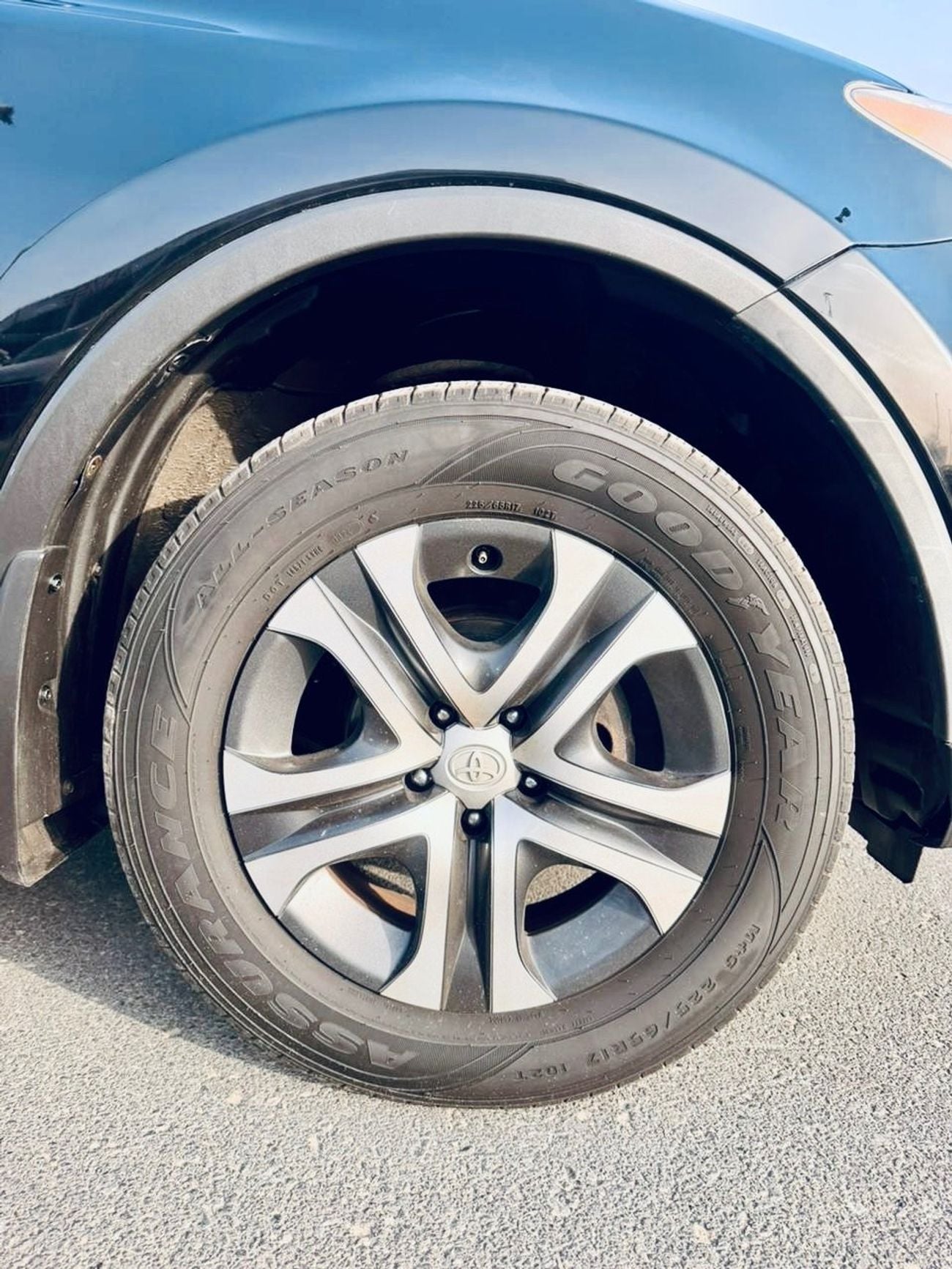 Toyota RAV4 EX